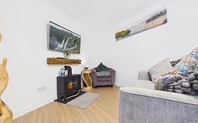 Castle Cove - 1 Bedroom Apartment - Tenby
